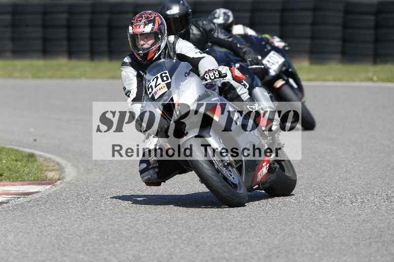 /44 09.08.2025 Plüss Moto Sport ADR/Freies Fahren/526